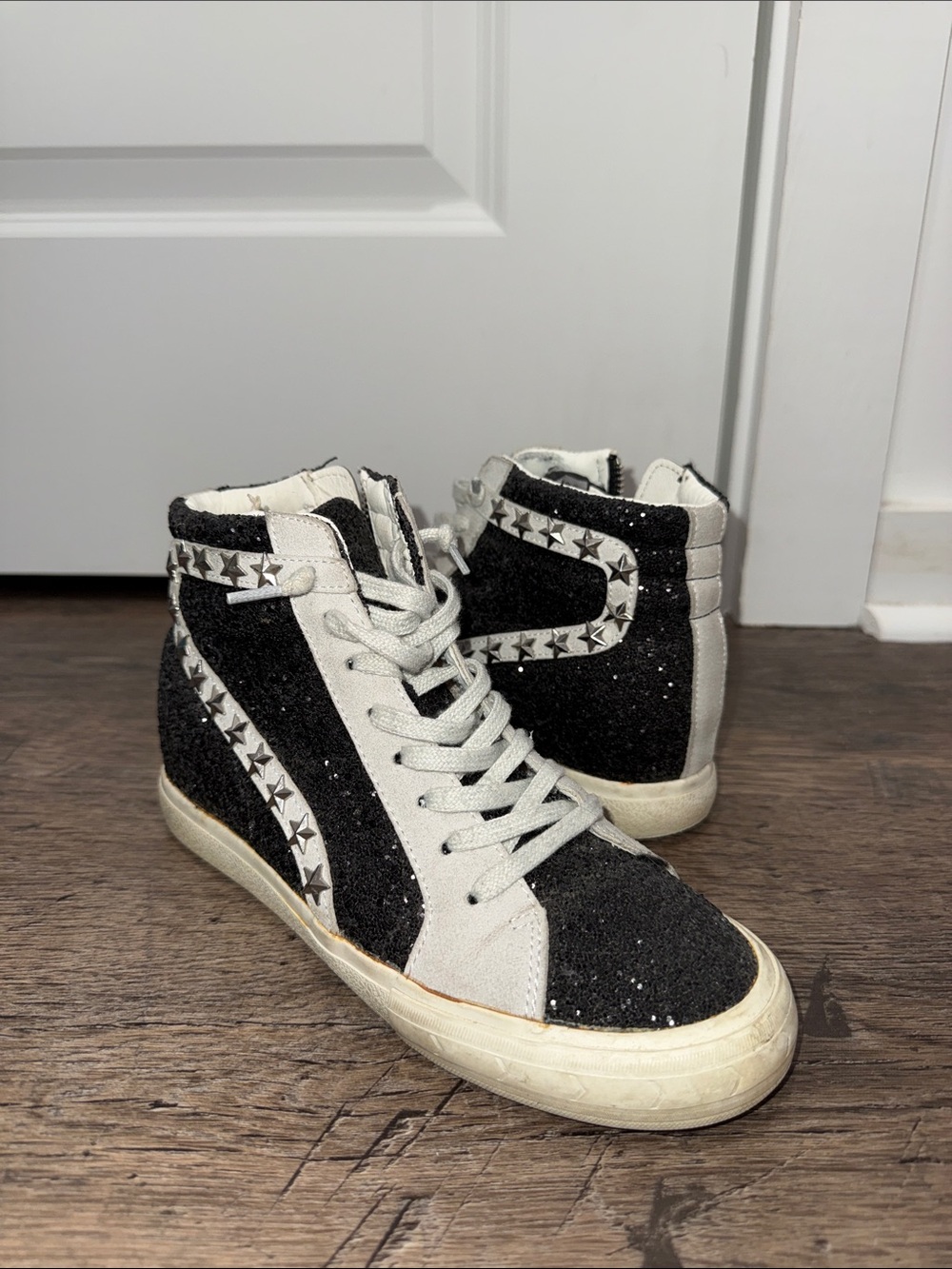 Vintage Havana Black Glitter High-Top Sneakers with White Trim and Star Studs